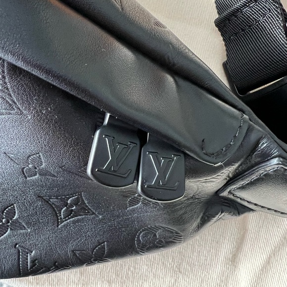 Louis Vuitton Discovery Bumbag Pm - Picture 4 of 12